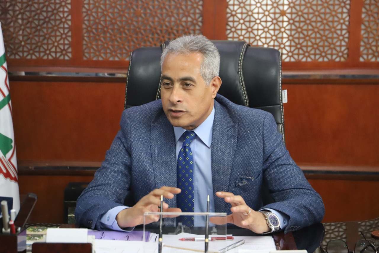وزير القوى العامله 